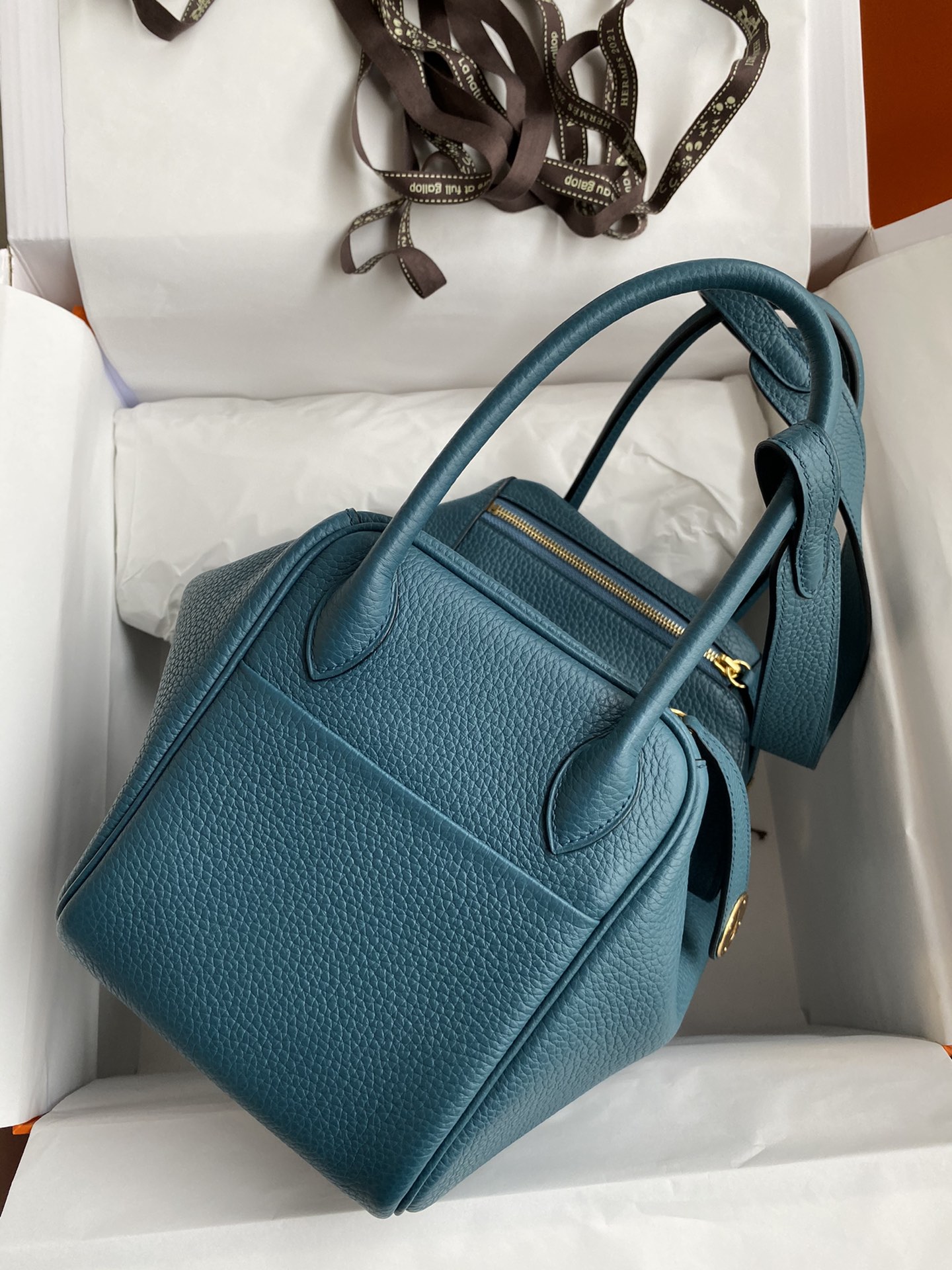 Hermes Lindy 30cm Handbag Shoulder Bag In Blue Thalassa Clemence Leather